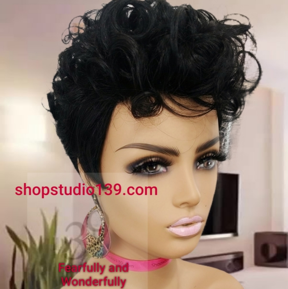 Mohawk pixie wig - Picture 2 of 4